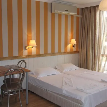 Sundance Village аpartments Σάνι Μπιτς